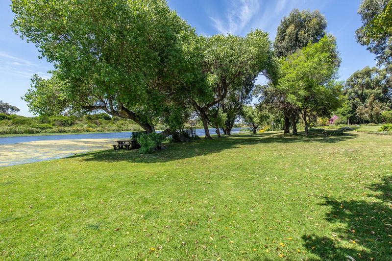 2 Bedroom Property for Sale in Elfindale Western Cape